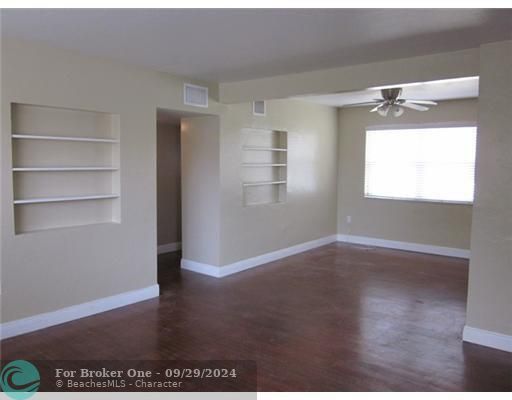 For Rent: $2,300 (2 beds, 2 baths, 3779 Square Feet)