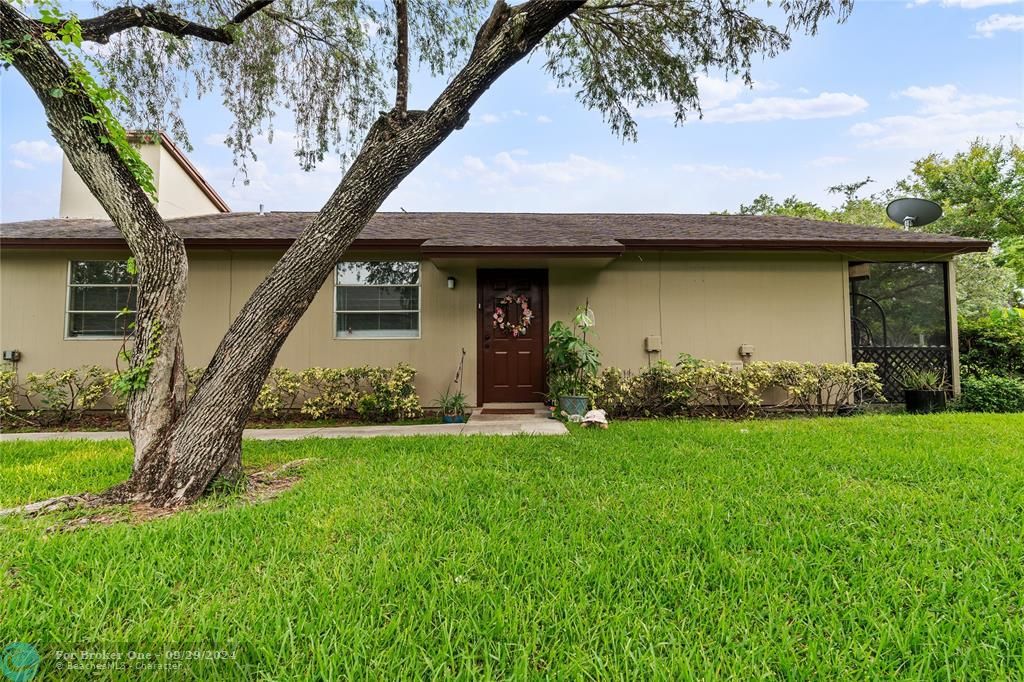 For Sale: $437,000 (3 beds, 2 baths, 1200 Square Feet)