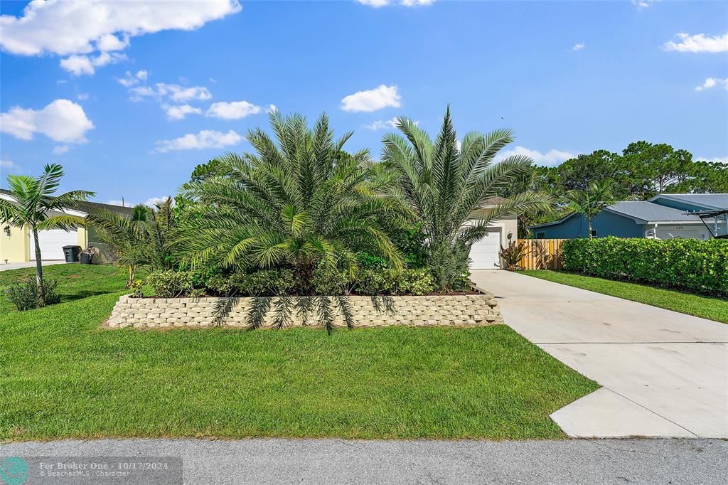 Recently Sold: $520,000 (3 beds, 2 baths, 1400 Square Feet)