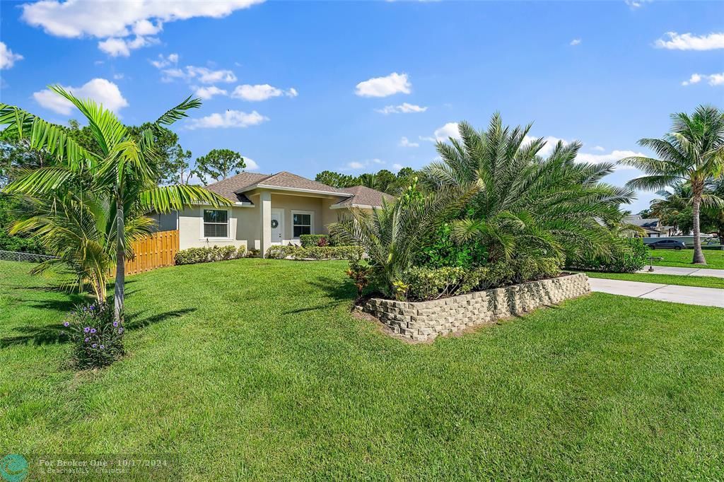 Recently Sold: $520,000 (3 beds, 2 baths, 1400 Square Feet)