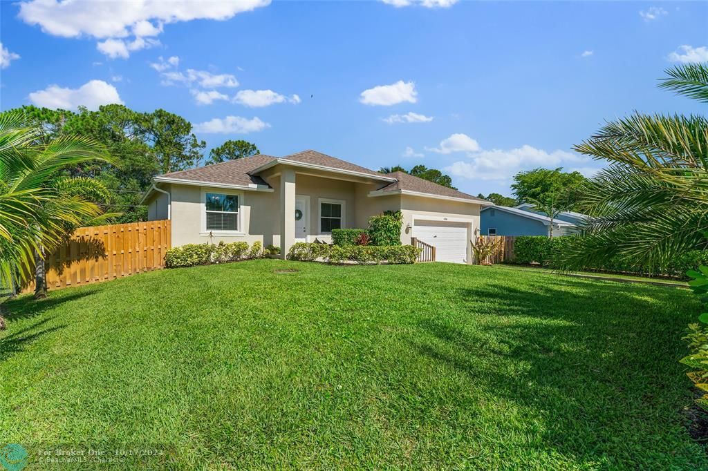 Recently Sold: $520,000 (3 beds, 2 baths, 1400 Square Feet)