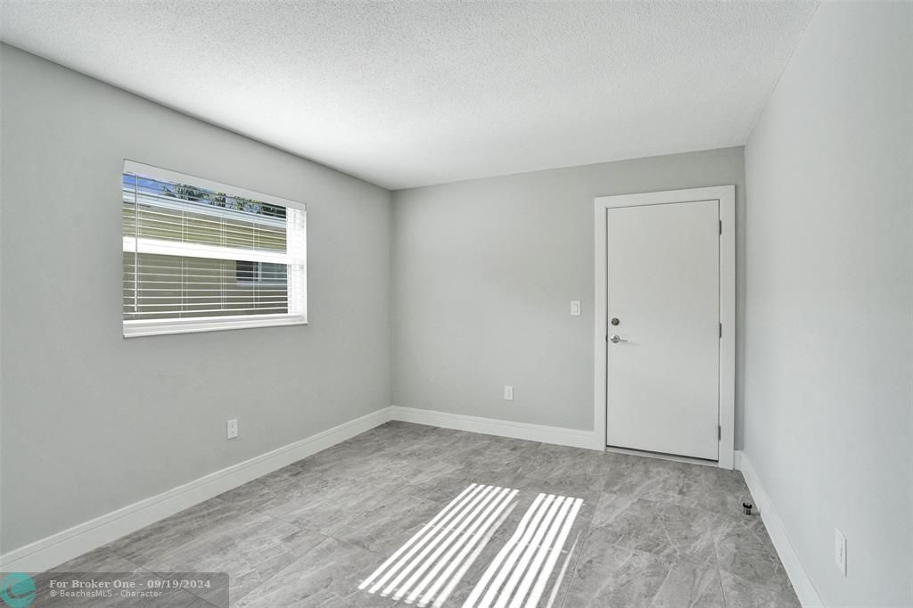 For Sale: $2,999 (3 beds, 2 baths, 0 Square Feet)