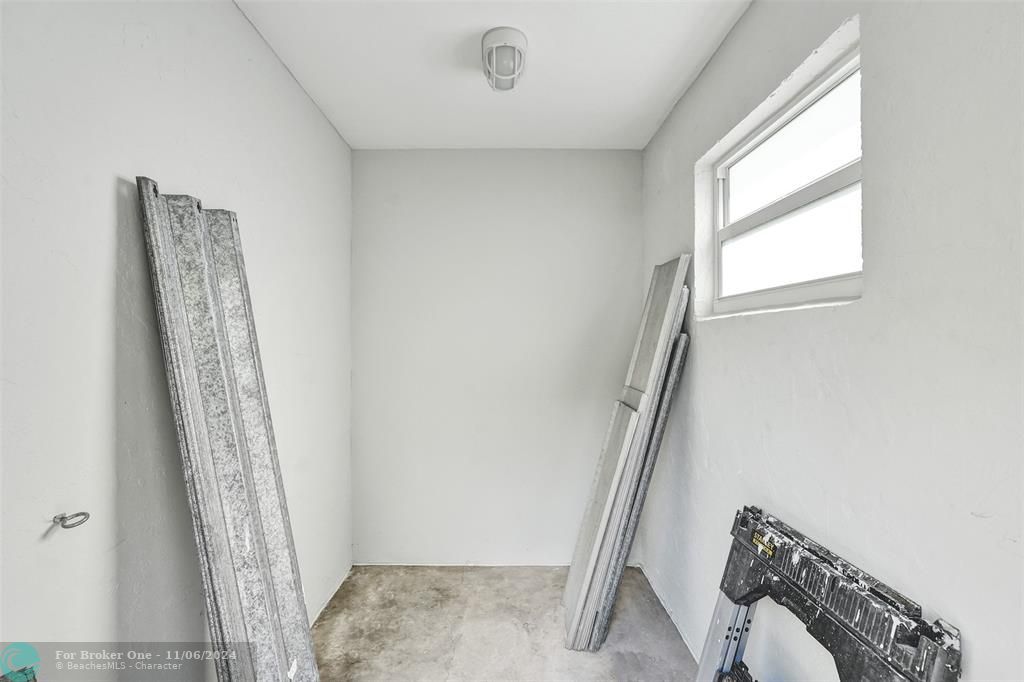 For Sale: $2,999 (3 beds, 2 baths, 0 Square Feet)