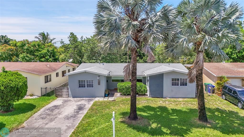 Recently Sold: $550,000 (4 beds, 2 baths, 1932 Square Feet)