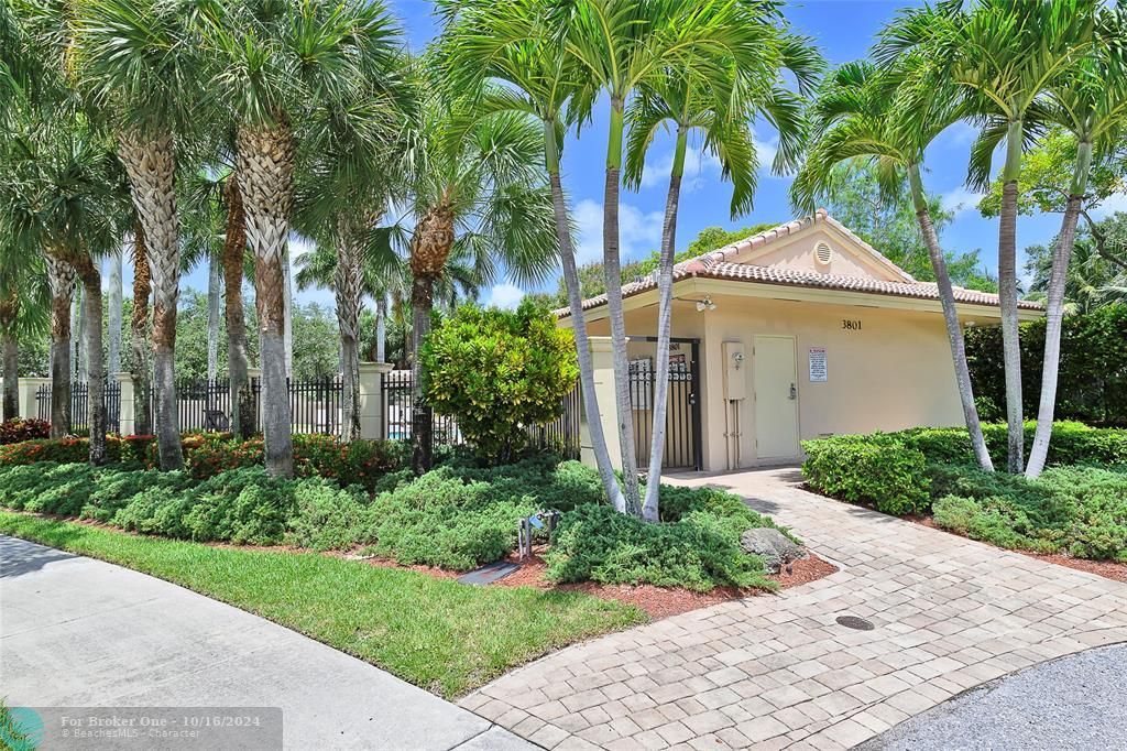 Recently Sold: $459,000 (2 beds, 2 baths, 1265 Square Feet)