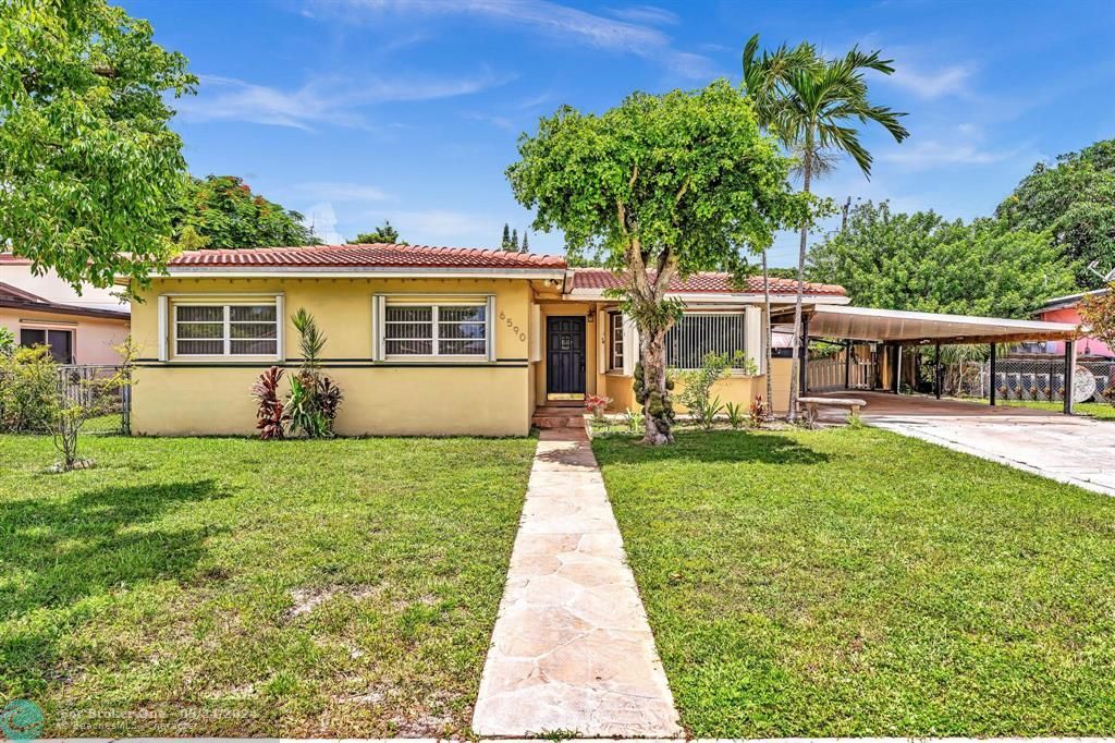 Recently Sold: $549,900 (3 beds, 1 baths, 1324 Square Feet)