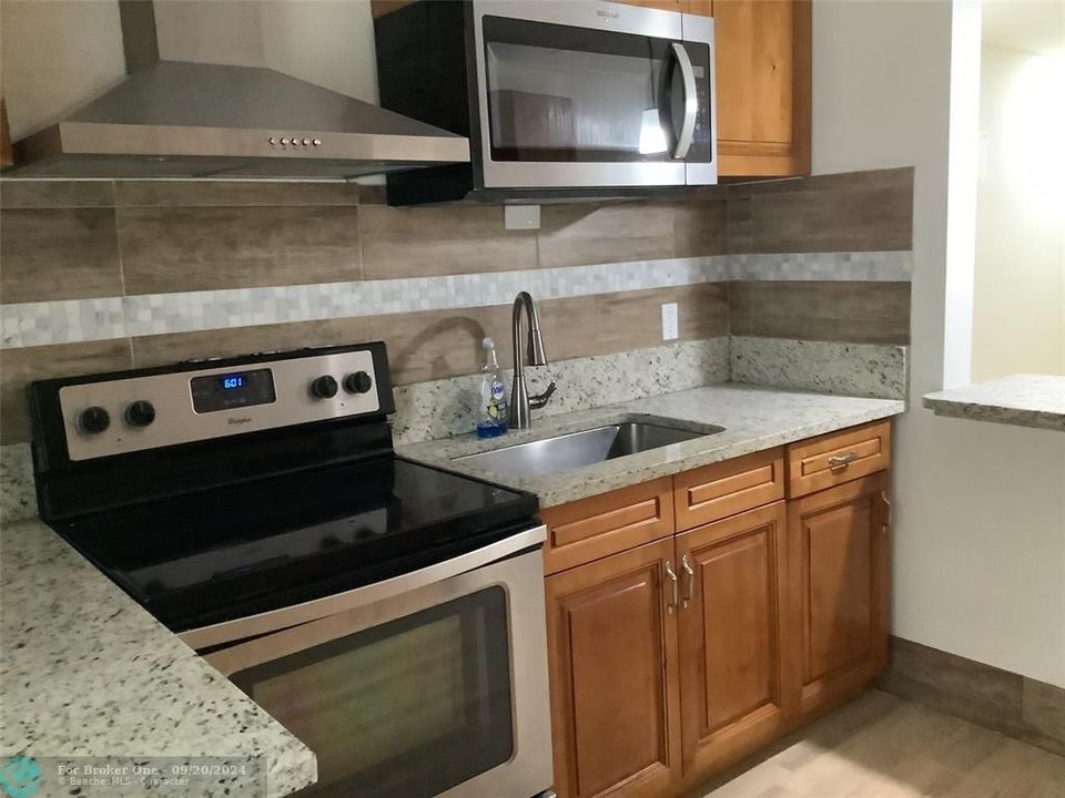 For Rent: $3,300 (3 beds, 2 baths, 0 Square Feet)