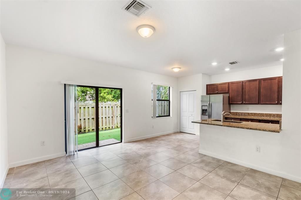 Active With Contract: $3,500 (4 beds, 2 baths, 1920 Square Feet)