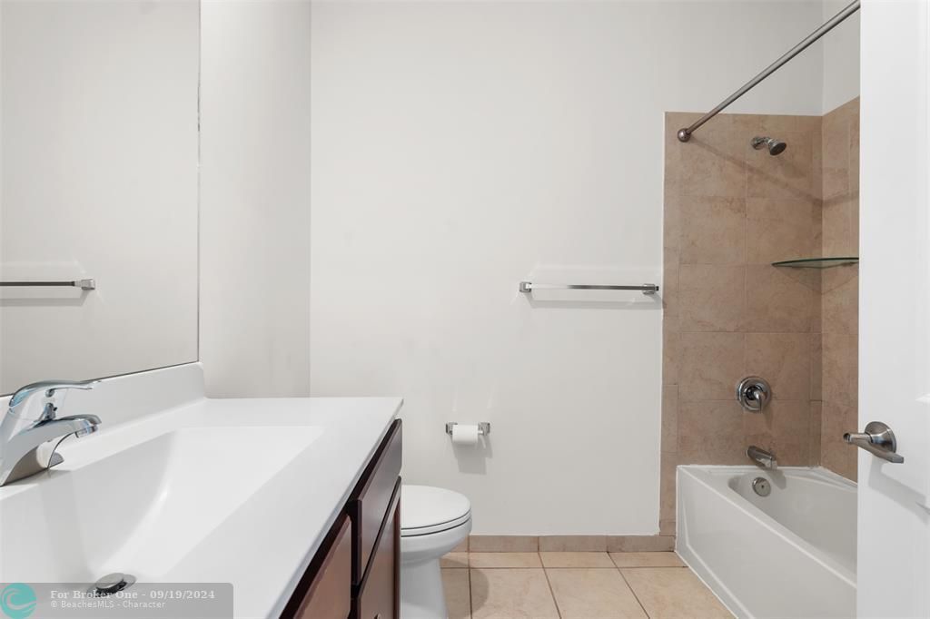 Active With Contract: $3,500 (4 beds, 2 baths, 1920 Square Feet)