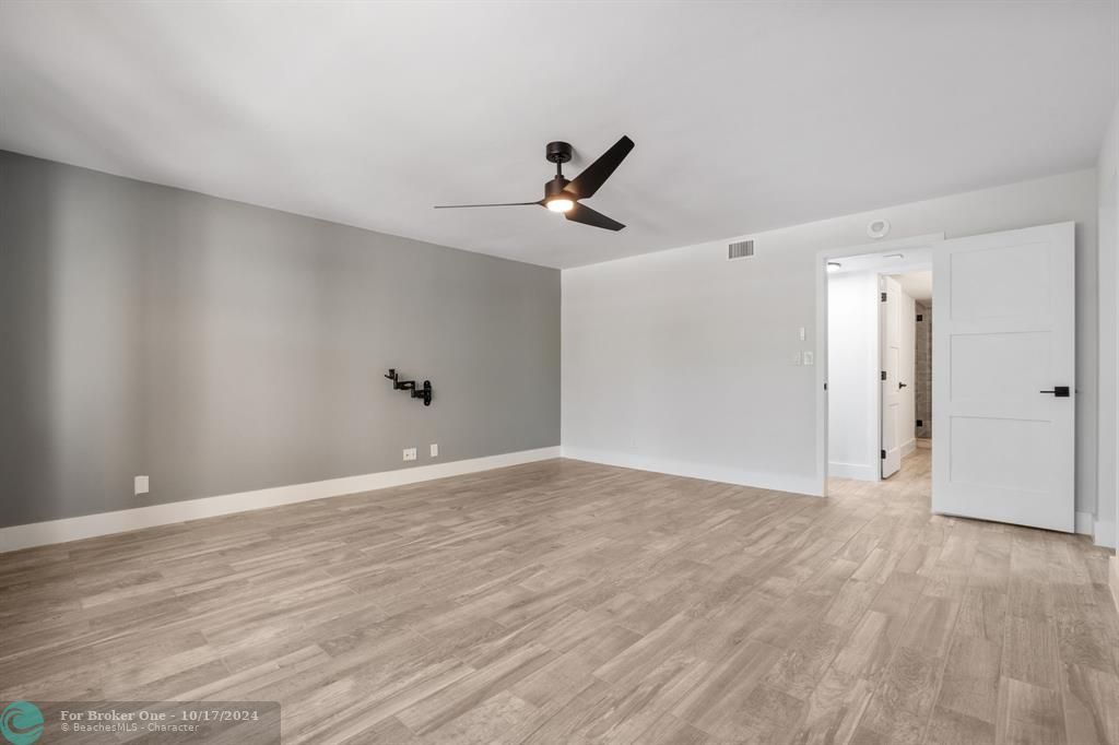 Active With Contract: $699,000 (2 beds, 2 baths, 1724 Square Feet)