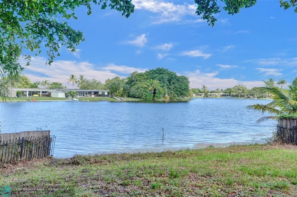 Active With Contract: $745,000 (4 beds, 3 baths, 1726 Square Feet)