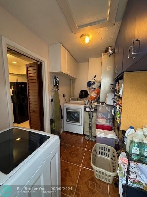 Vendido Recientemente: $539,000 (4 camas, 2 baños, 1580 Pies cuadrados)