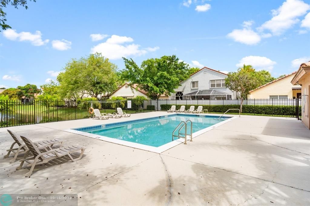 Active With Contract: $648,000 (3 beds, 2 baths, 2060 Square Feet)