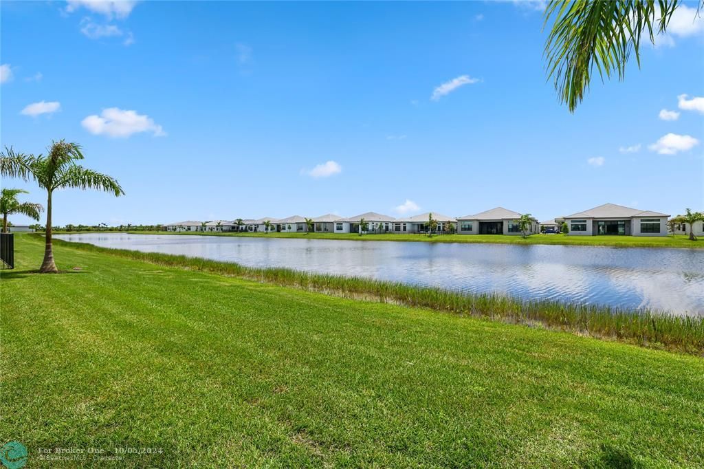 Active With Contract: $1,370,000 (3 beds, 3 baths, 2679 Square Feet)