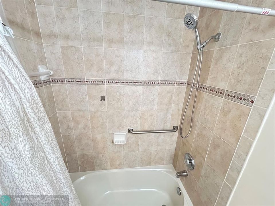 В аренду: $2,900 (3 спален, 2 ванн, 1387 Квадратных фут)