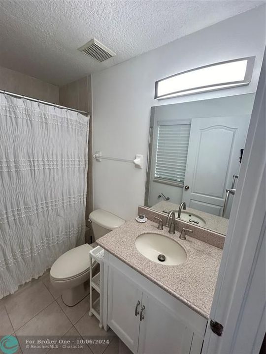 For Rent: $2,900 (3 beds, 2 baths, 1387 Square Feet)