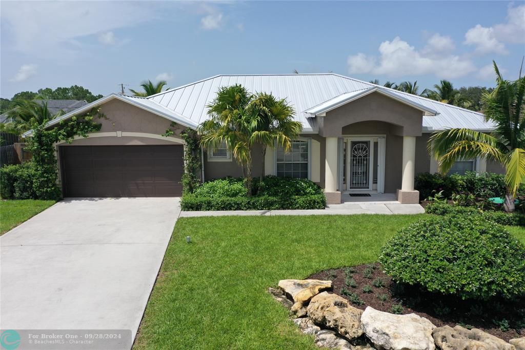 Active With Contract: $3,400 (4 beds, 2 baths, 2040 Square Feet)