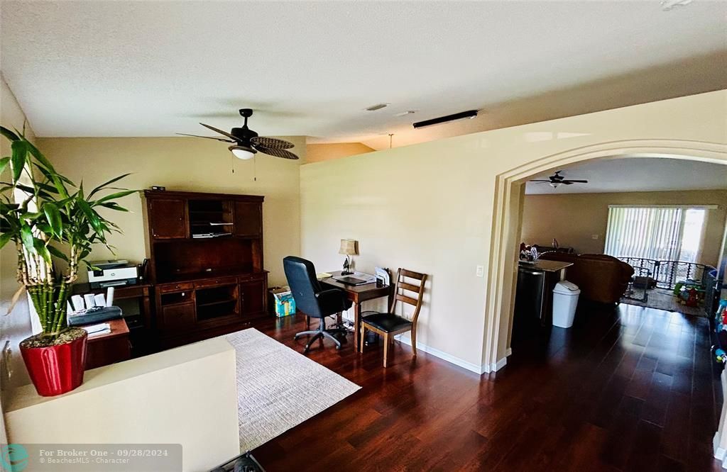 Active With Contract: $3,400 (4 beds, 2 baths, 2040 Square Feet)