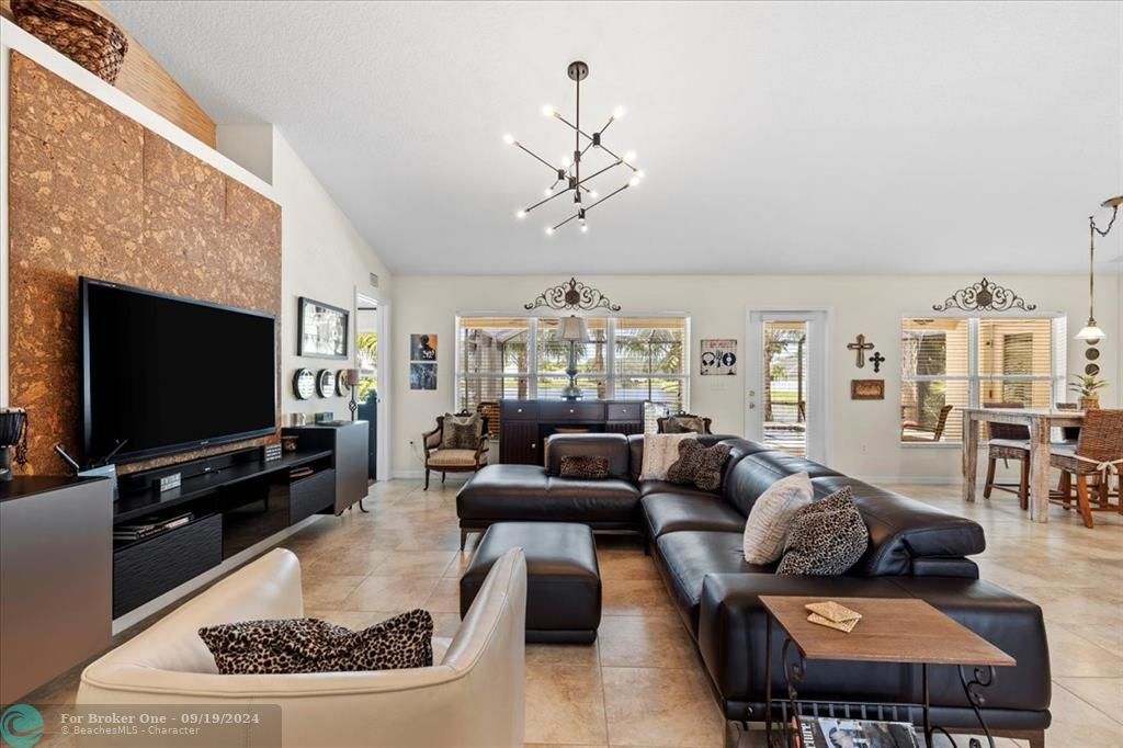 Active With Contract: $499,000 (4 beds, 2 baths, 2153 Square Feet)