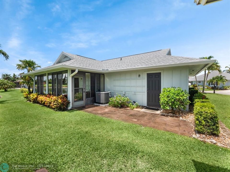 For Sale: $525,000 (3 beds, 2 baths, 1641 Square Feet)