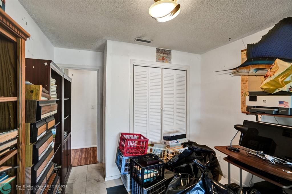 Active With Contract: $449,900 (4 beds, 2 baths, 1330 Square Feet)