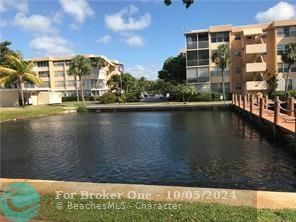 Active With Contract: $2,100 (2 beds, 2 baths, 1040 Square Feet)