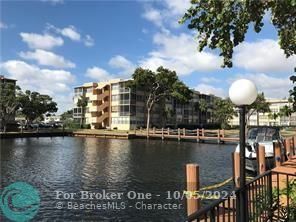 Active With Contract: $2,100 (2 beds, 2 baths, 1040 Square Feet)