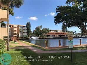 Active With Contract: $2,100 (2 beds, 2 baths, 1040 Square Feet)