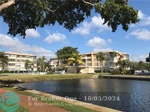 Active With Contract: $2,100 (2 beds, 2 baths, 1040 Square Feet)