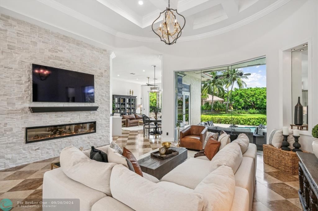 For Sale: $1,765,000 (5 beds, 4 baths, 3364 Square Feet)