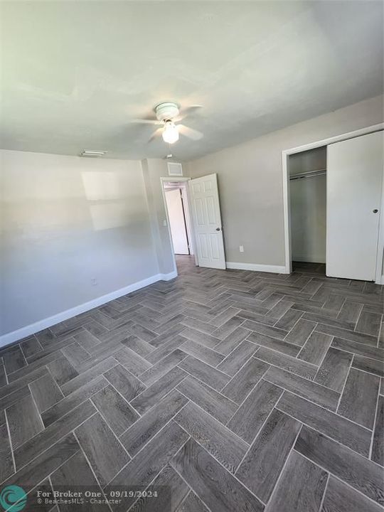 Active With Contract: $3,600 (3 beds, 2 baths, 1320 Square Feet)