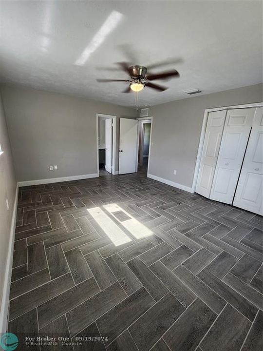 Active With Contract: $3,600 (3 beds, 2 baths, 1320 Square Feet)