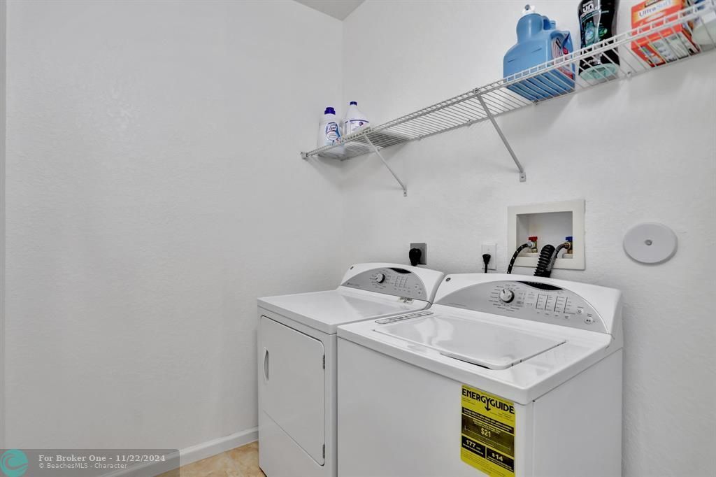 Active With Contract: $3,300 (3 beds, 2 baths, 1768 Square Feet)