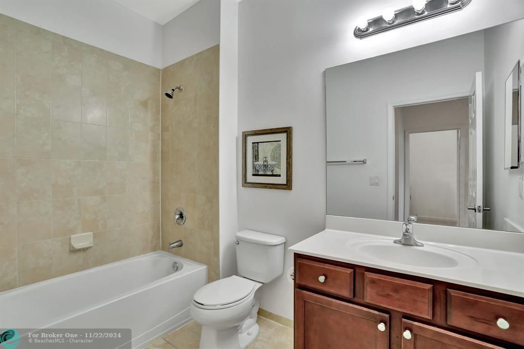 Active With Contract: $3,300 (3 beds, 2 baths, 1768 Square Feet)