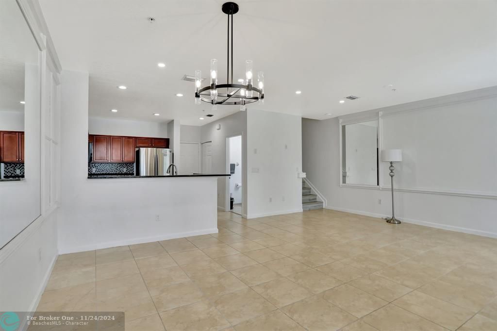 Active With Contract: $3,300 (3 beds, 2 baths, 1768 Square Feet)