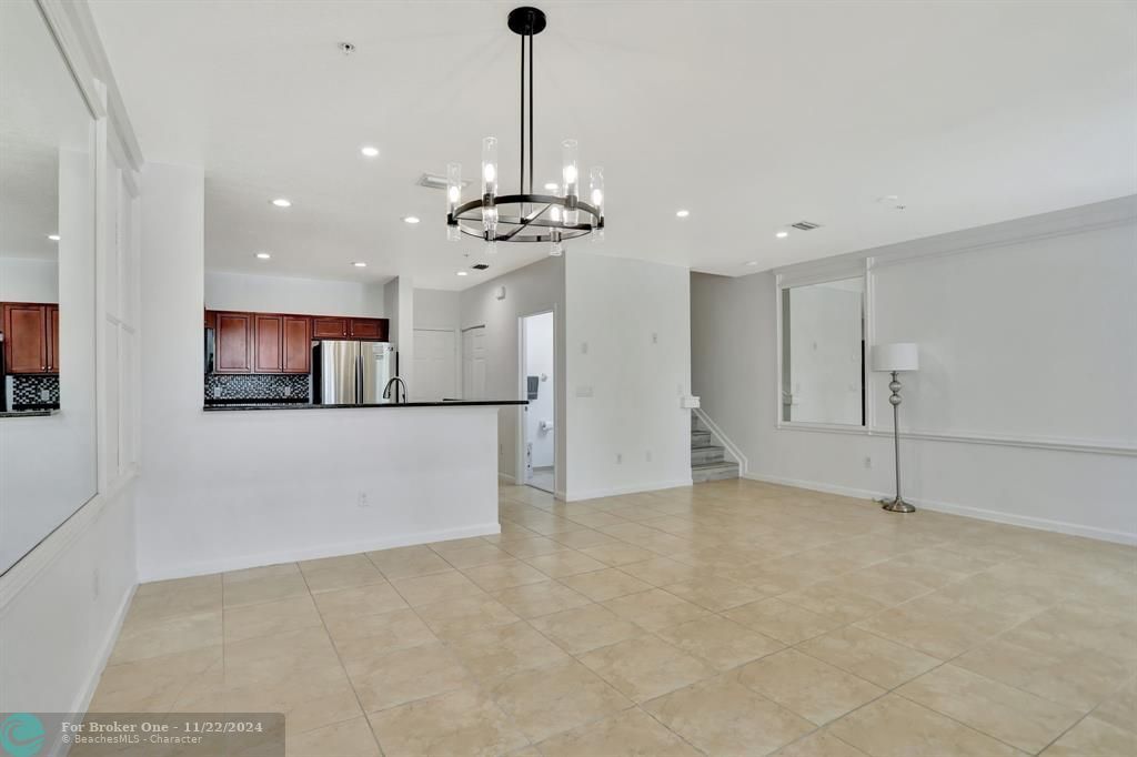 Active With Contract: $3,300 (3 beds, 2 baths, 1768 Square Feet)