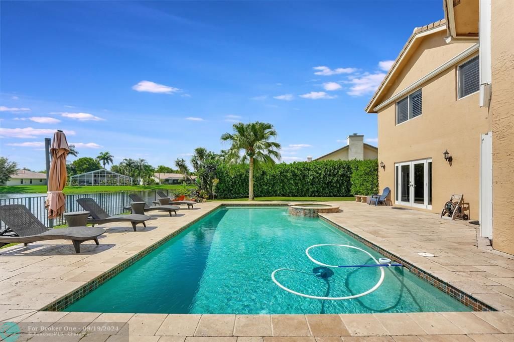 Active With Contract: $1,095,000 (5 beds, 4 baths, 3940 Square Feet)