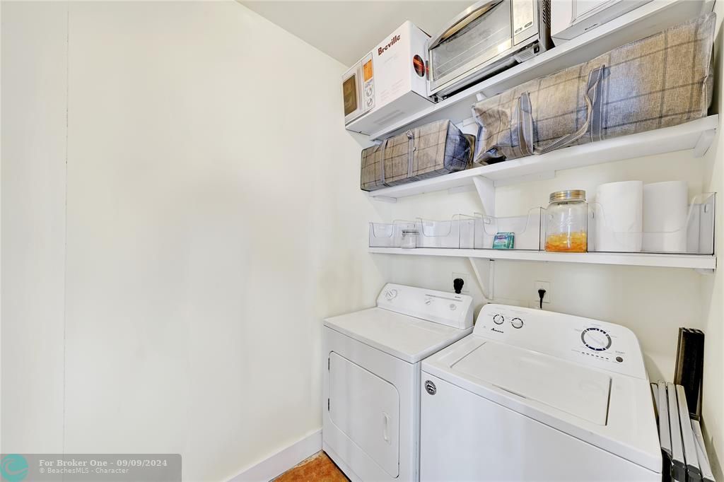 For Rent: $2,850 (2 beds, 2 baths, 1234 Square Feet)