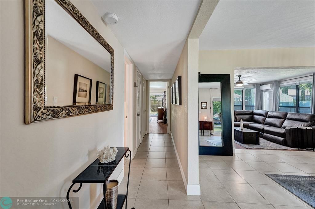 Active With Contract: $585,000 (3 beds, 2 baths, 1498 Square Feet)