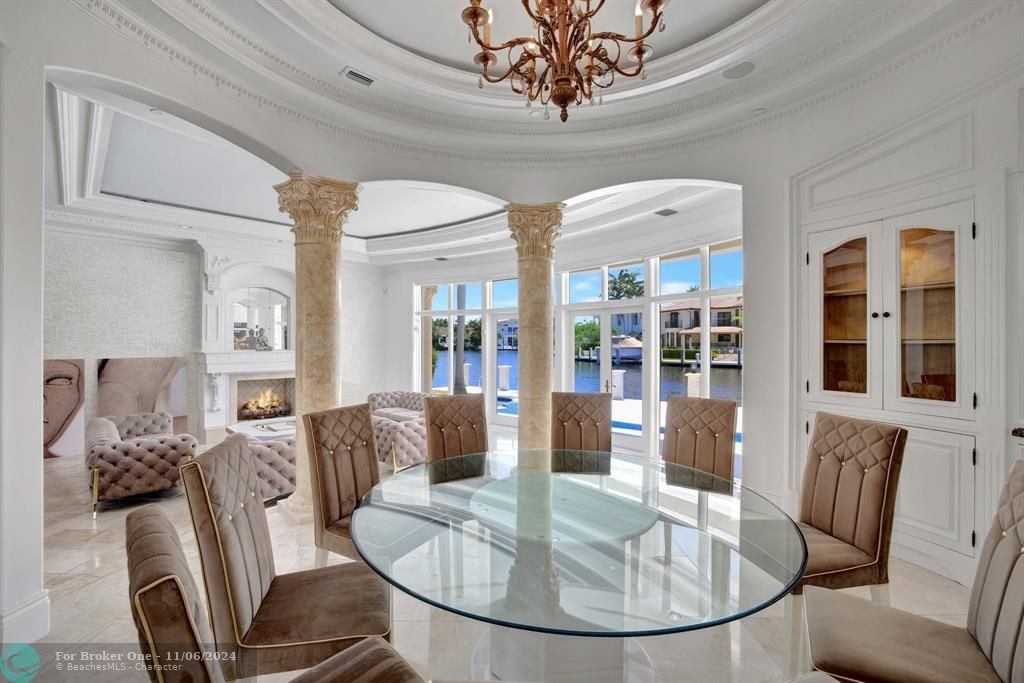 For Sale: $9,295,000 (6 beds, 7 baths, 9038 Square Feet)