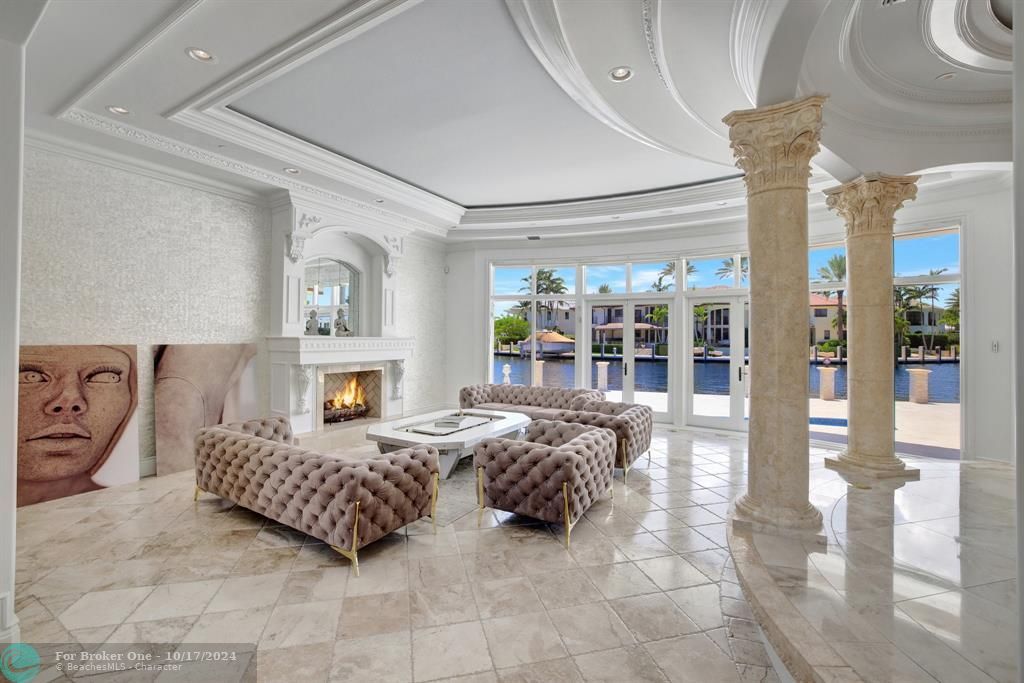 For Sale: $9,295,000 (6 beds, 7 baths, 9038 Square Feet)