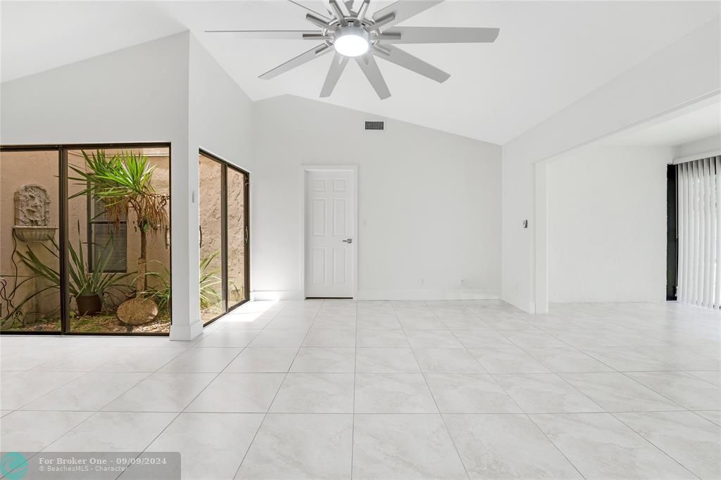 Recently Sold: $499,000 (3 beds, 2 baths, 1504 Square Feet)