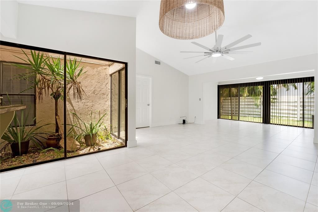 Recently Sold: $499,000 (3 beds, 2 baths, 1504 Square Feet)