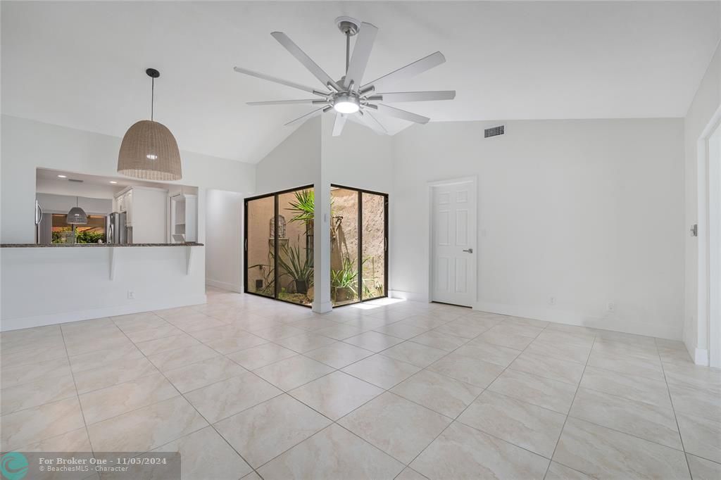 Recently Sold: $499,000 (3 beds, 2 baths, 1504 Square Feet)