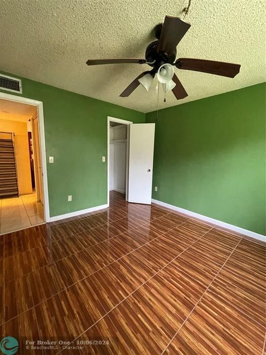 For Rent: $2,000 (2 beds, 2 baths, 1100 Square Feet)