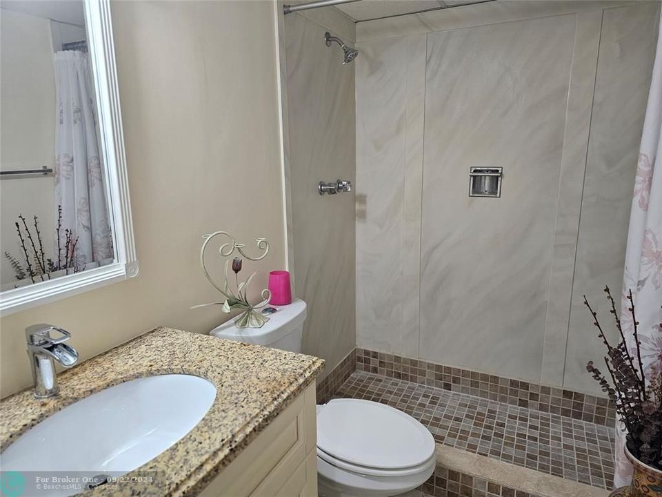 En Venta: $149,000 (2 camas, 2 baños, 1100 Pies cuadrados)