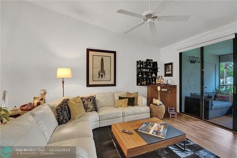 Active With Contract: $8,500 (2 beds, 2 baths, 1311 Square Feet)