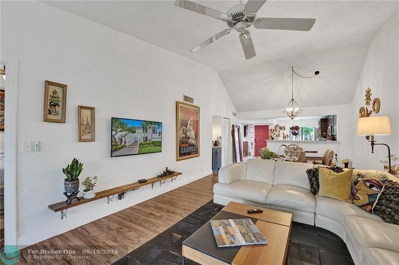 Active With Contract: $8,500 (2 beds, 2 baths, 1311 Square Feet)