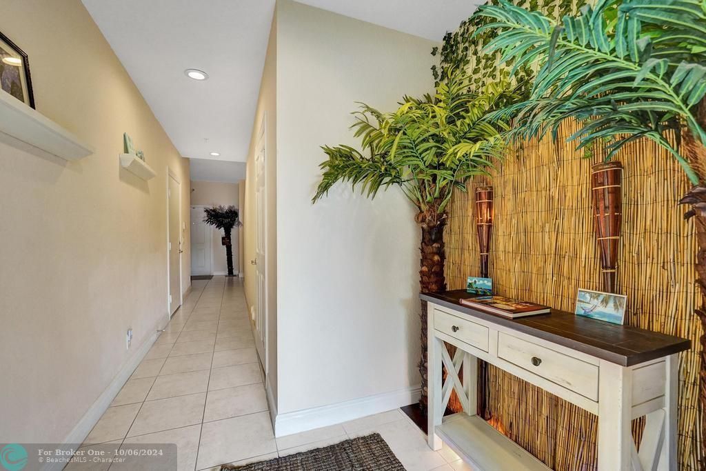 Active With Contract: $625,000 (3 beds, 2 baths, 2733 Square Feet)