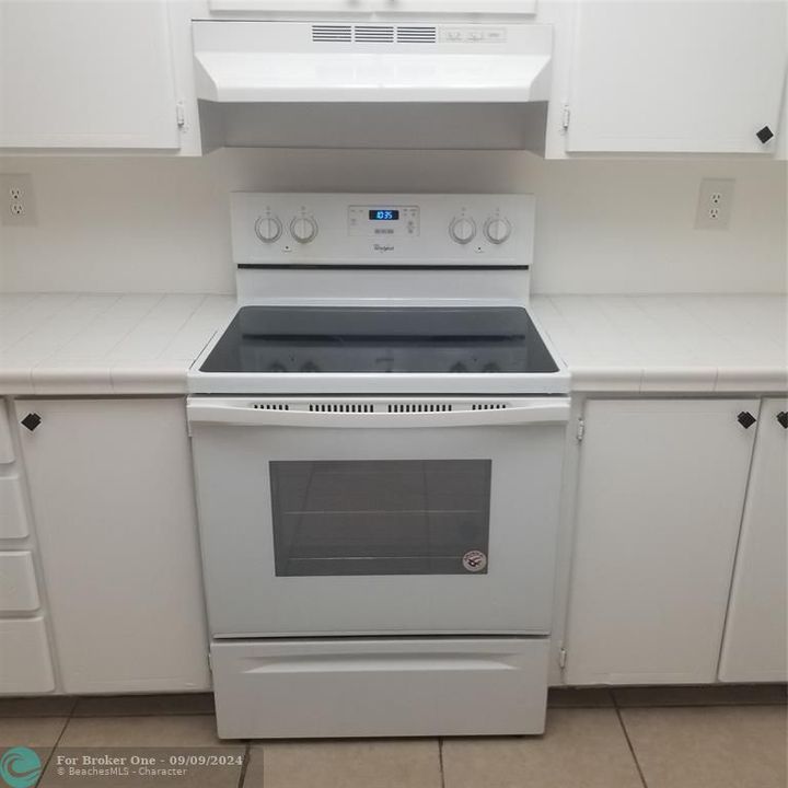 En Venta: $2,800 (3 camas, 2 baños, 1402 Pies cuadrados)